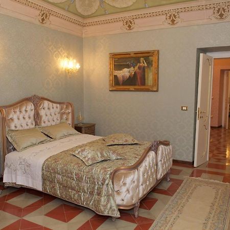 Palazzo Tilli Bed & Breakfast Casoli  Exterior photo