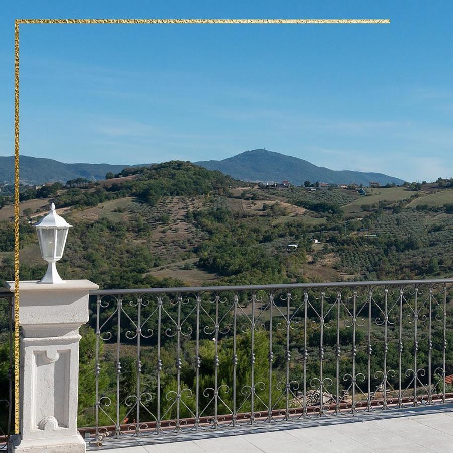 Palazzo Tilli Bed & Breakfast Casoli  Exterior photo